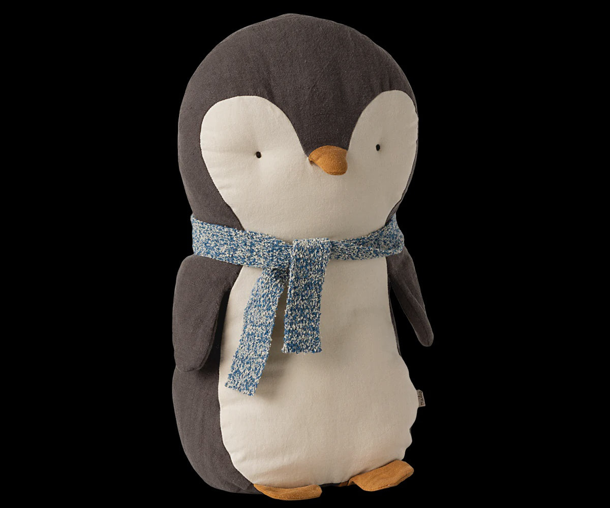 Penguin with scarf